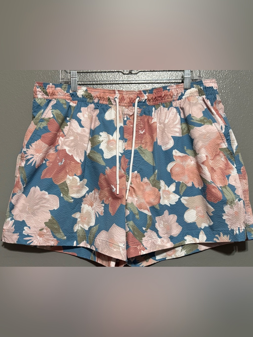 American Eagle Outfitters Floral Swim Trunks Size XL